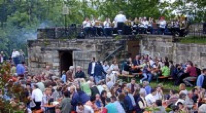 Pfingstfrühschoppen auf dem Schloßberg