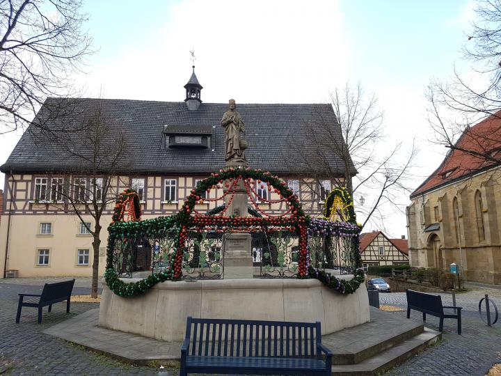 Regiomontanus Brunnen vor dem Königsberger Rathaus